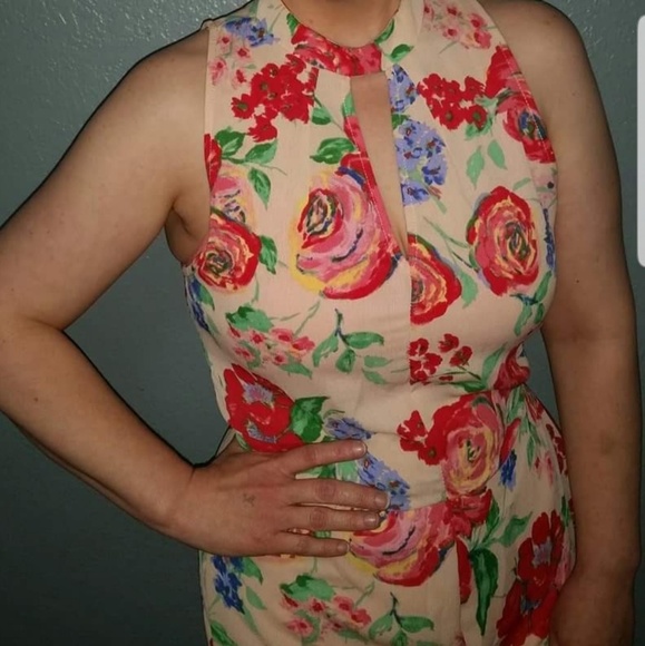 Vintage Inspired Romper - Picture 3 of 3